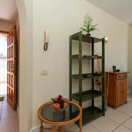 Apartment Diamantes 23 - One Bed Los Cristianos (Tenerife)
